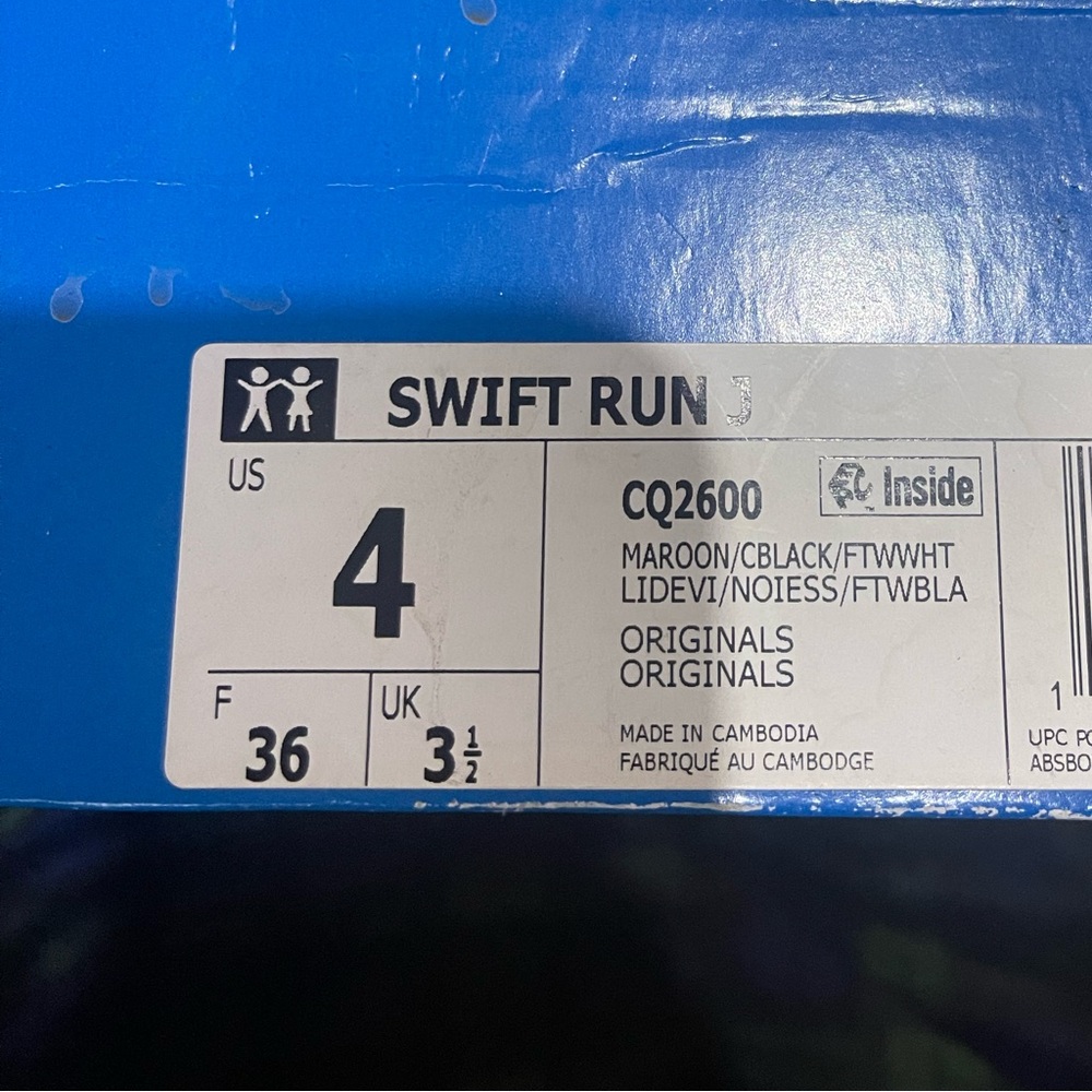 Kids Adidas Swift run size 4